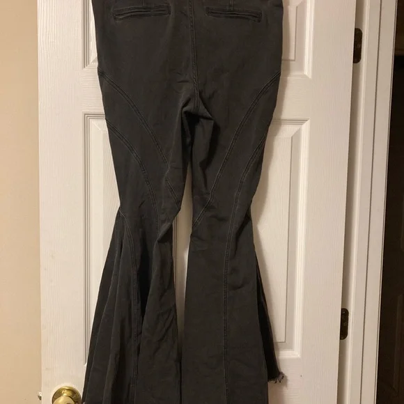 Free People Black Twirl Jeans Size 32 - Picture 7 of 16